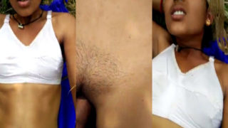 हिंदी एमएमएस: नादान लड़की का बोल्ड आउटडोर सेक्स।