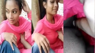 कॉलेज गर्ल ने चूत दिखाई, आउटडोर सेक्स वीडियो।