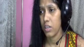 बhabi webcam पर सेक्सी सेक्स – देखो असली chuchi!