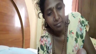 Mallu XXX, साउथ इंडियन झटका! वो मेरी बीवी को चूस रही है, लाजवाब!