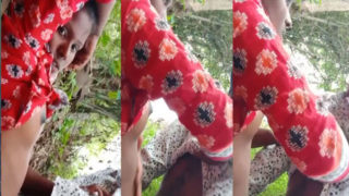 पियासी छोरी की उत्तेजित चूत, खुले में MMS लीक।