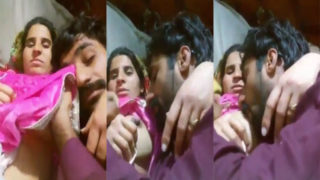 देसी भाभी की चचि चुसाई, MMS में दिखा रहा है उत्तेजक पल।