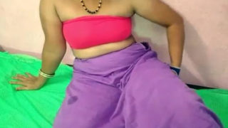 बबी का बेटा माँ के किराएदार से चूत खा रहा है - न्यू XXX वीडियो