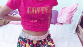 हिंदी बीएफ: नौकरानी की चुदाई, सेक्सी वीडियो ऑनलाइन