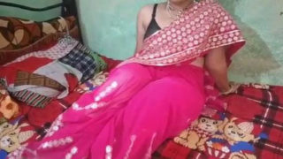 घर पर सेक्स: भाभी की चूत में लंड डाली