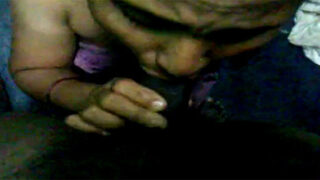 घर की नौकरानी, गरम लंड और ज़ुबान से मज़ा!