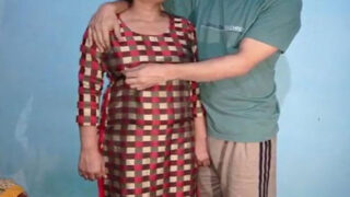 भाभी का चोद देवर ने किया फक - बड़े बस्ट्स और हिंदी XXX वीडियो