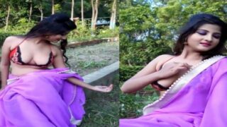 हिंदी में गरम वीडियो, हॉट मॉडेल की सोलो कहानी।