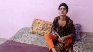 हिंदी एक्सएक्सएक्स वीडियो, देसी गर्ल का उत्तेजक सेक्सप्ले।