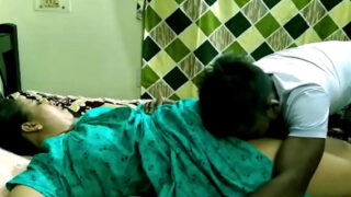 मा के चुदाई खेल – हिंदी पॉर्न, चूत चुदाई में मज़ा