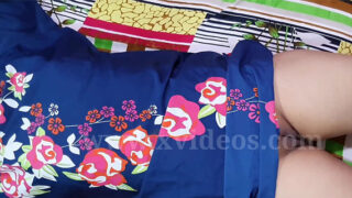 गांड चुदाई का भोजपुरी वीडियो देखो। असली मज़ा, पहली बार का अनुभव।