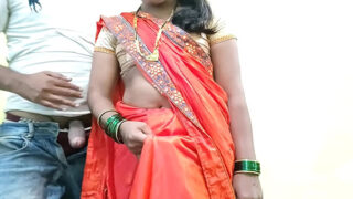 नई XXX वीडियो: शादी शुदा दीदी को चोदना, हार्डकोर मज़ा।