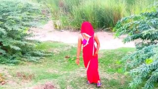 बबी को चोदने का सीन, गांव में खुला सेक्स MMS।