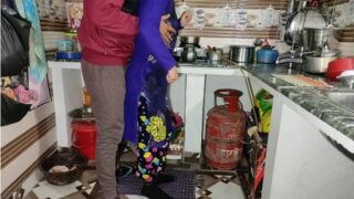 भाभी और दोस्त की कहानी, गुप्त मुलाकात का खुलासा।