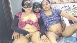 हॉट भाभी जीजा का अफेयर - XXX BF वीडियो हिंदी में 보세요