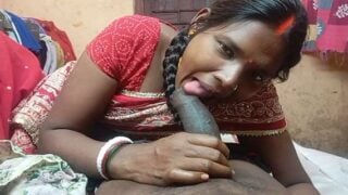 बंगाली भाभी की लंड चुसाइ, देसी मज़ा, गरम कहानी देखो।